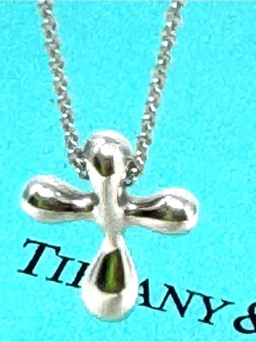 Authentic Tiffany & CO. Elsa Peretti Small Cross Pendant necklace.